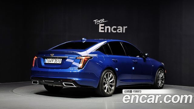 Cadillac CT5 2.0 Sport — пробег 75 812 км — фото 2 из 5