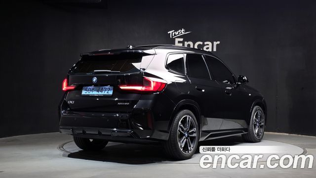 BMW iX1 из Кореи Encar