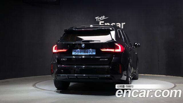 BMW iX1 из Кореи Encar