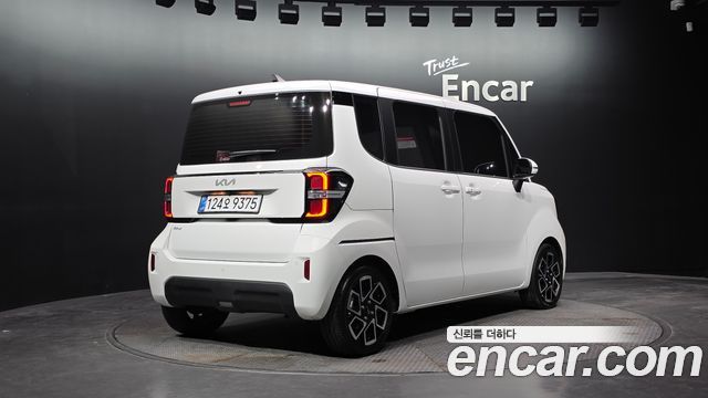 Kia RAY Signature — пробег 10 413 км — фото 2 из 5