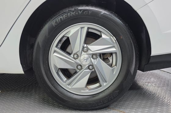 Hyundai AVANTE 1.6 Smart — пробег 114 493 км — фото 5 из 5