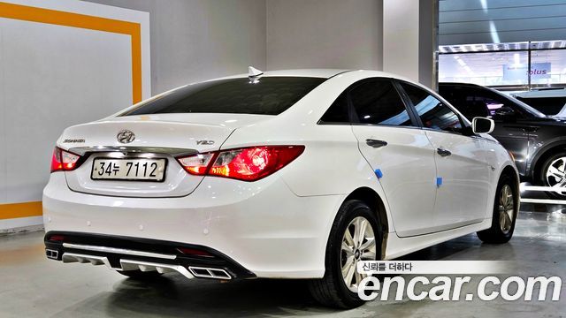 Hyundai Sonata LPI Premier — пробег 212 578 км — фото 4 из 5
