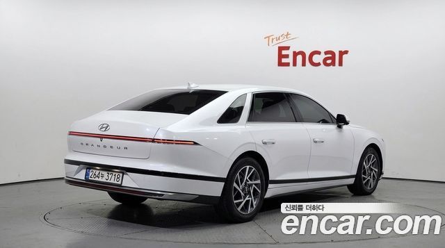 Hyundai Grandeur из Кореи Encar