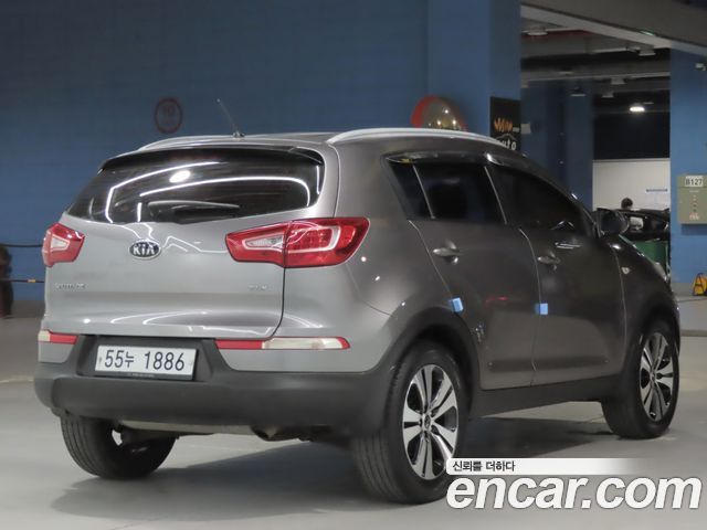 Kia Sportage Diesel 2WD TLX Deluxe — пробег 127 000 км — фото 4 из 5