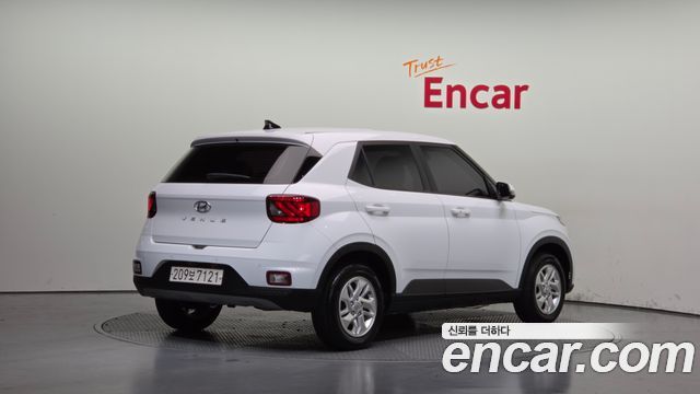 Hyundai Venue из Кореи Encar