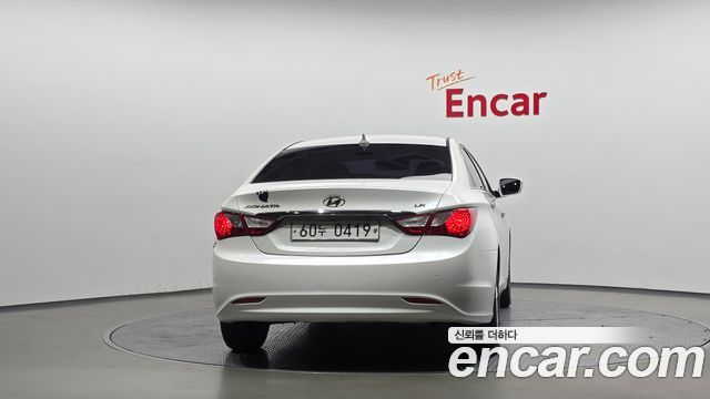 Hyundai Sonata LPI Smart — пробег 202 311 км — фото 4 из 5