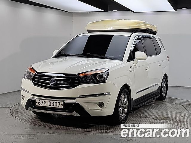 Ssangyong KORANDO 4WD Outdoor Edition 9-seater — пробег 128 000 км — фото 1 из 5