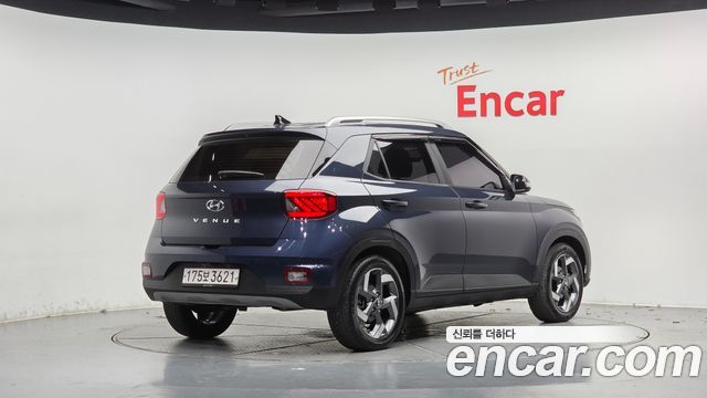 Hyundai Venue из Кореи Encar