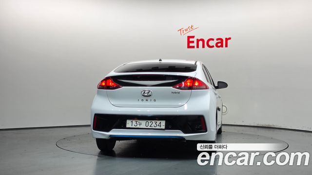 Hyundai Ioniq из Кореи Encar