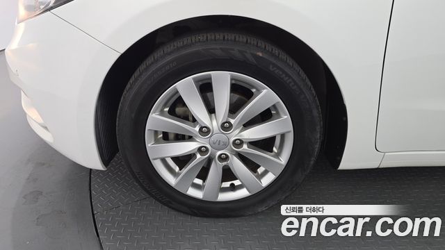 Kia K3 из Кореи Encar
