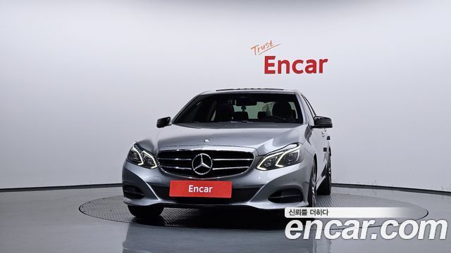 Mercedes-Benz E-Class E220 Bluetec Avantgarde Sport — пробег 226 883 км — фото 3 из 5