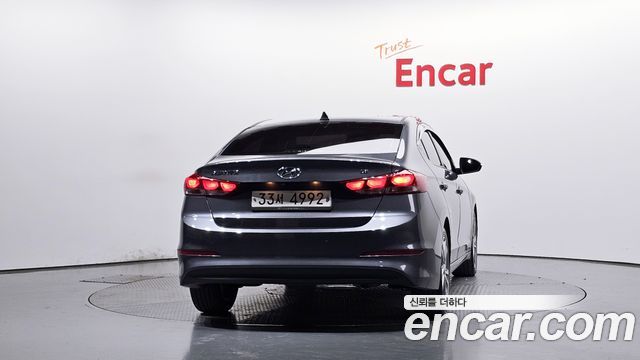 Hyundai AVANTE из Кореи Encar