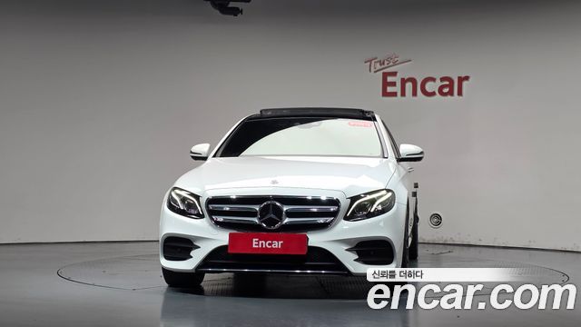 Mercedes-Benz E-Class E350 4MATIC AMG Line — пробег 90 522 км — фото 3 из 5