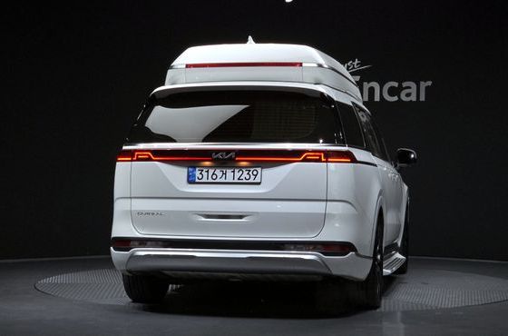 Kia Carnival Gasoline 9-Seater Hi-Limousine Signature — пробег 80 095 км — фото 4 из 5