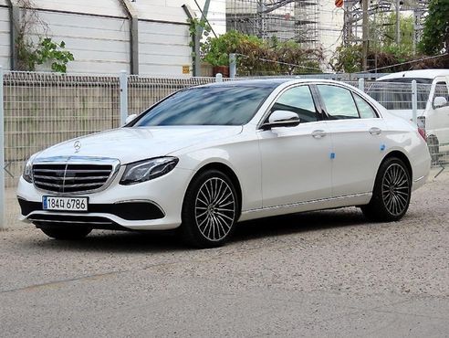 Mercedes-Benz E-Class E450 4MATIC Exclusive — пробег 81 455 км — фото 3 из 5