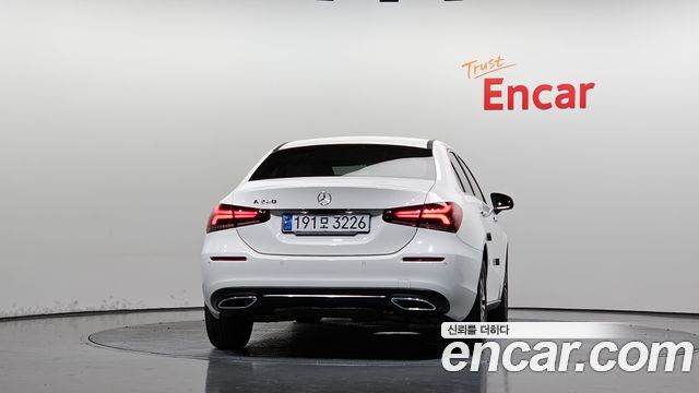 Mercedes-Benz A-Class из Кореи Encar