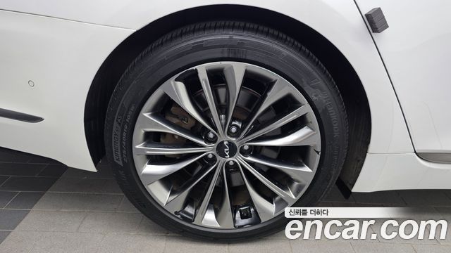 Kia K9 из Кореи Encar