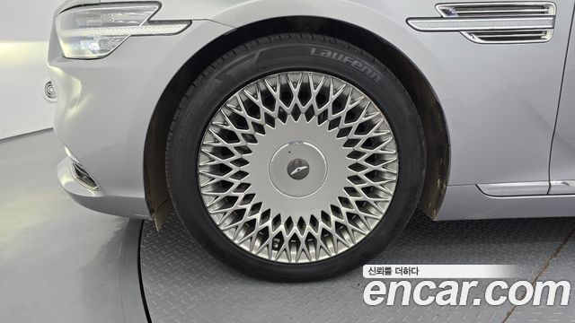 Genesis G90 из Кореи Encar