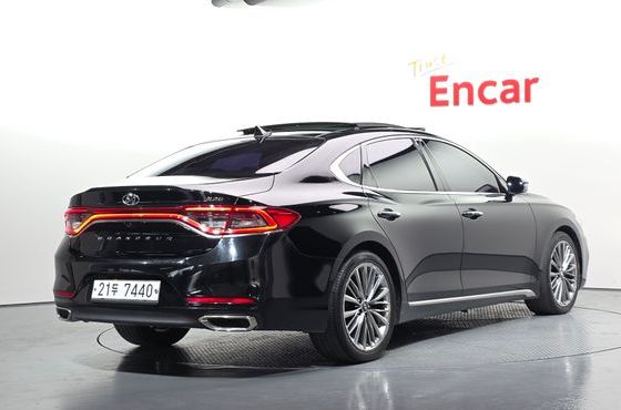 Hyundai Grandeur 2.2 Diesel Premium Special — пробег 187 876 км — фото 2 из 5