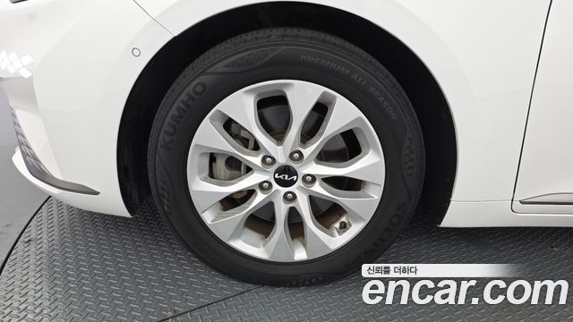 Kia K8 из Кореи Encar