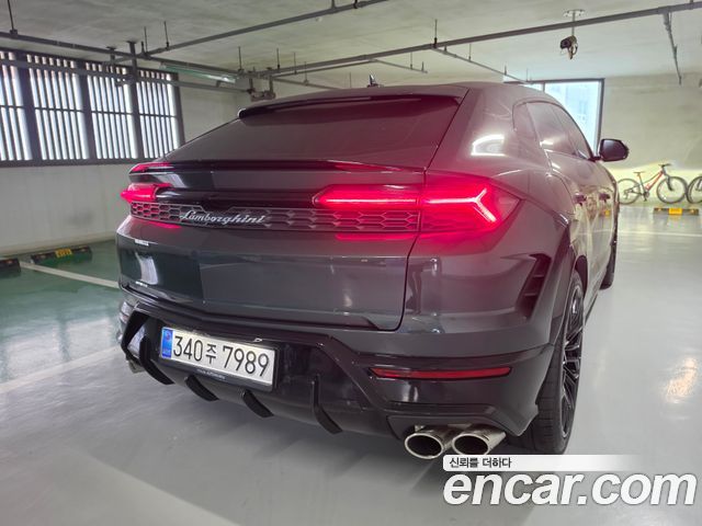 Lamborghini Urus из Кореи Encar