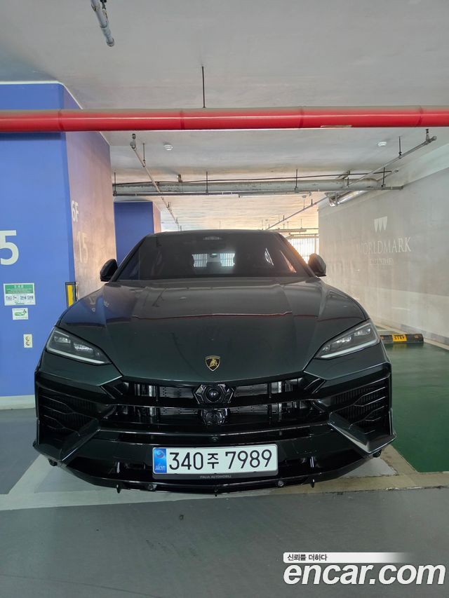 Lamborghini Urus из Кореи Encar