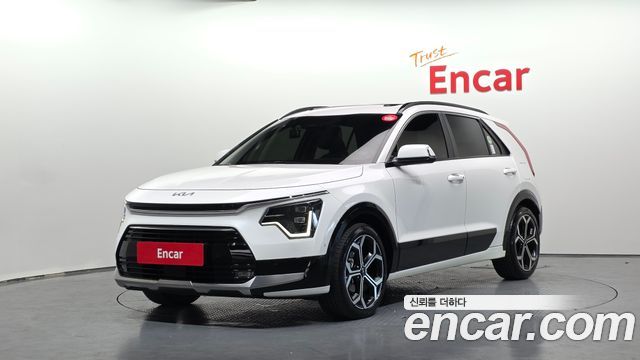 Kia Niro Signature — пробег 53 820 км — фото 1 из 5