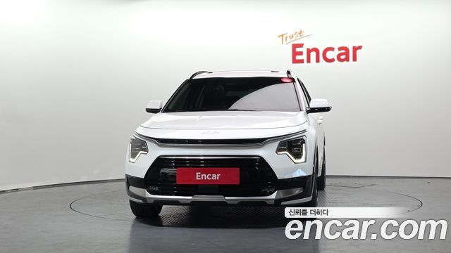 Kia Niro Signature — пробег 53 820 км — фото 3 из 5