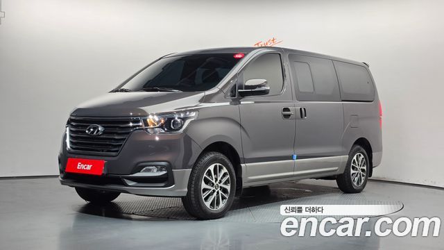 Hyundai Starex 4WD Urban 9-Seater Exclusive — пробег 60 506 км — фото 1 из 5