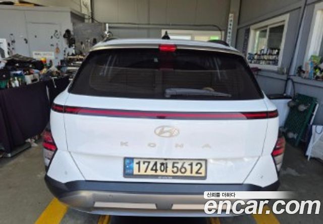 Hyundai Kona из Кореи Encar
