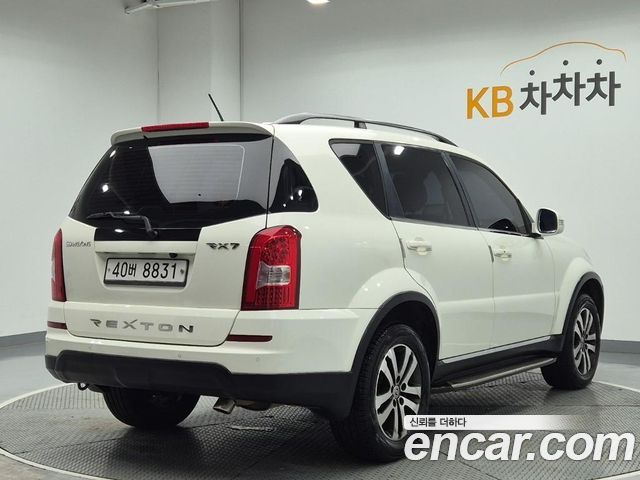 Ssangyong Rexton 2.0 4WD RX7 Luxury — пробег 210 519 км — фото 2 из 5