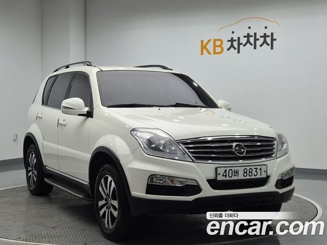 Ssangyong Rexton 2.0 4WD RX7 Luxury — пробег 210 519 км — фото 3 из 5