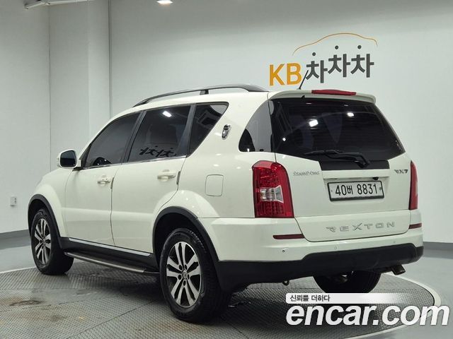 Ssangyong Rexton 2.0 4WD RX7 Luxury — пробег 210 519 км — фото 4 из 5