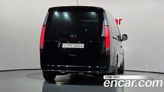 Hyundai Staria из Кореи Encar
