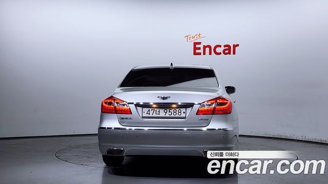 Hyundai Genesis из Кореи Encar