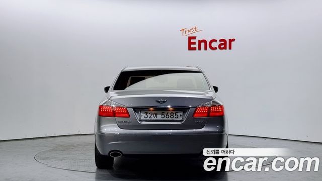Hyundai Genesis из Кореи Encar