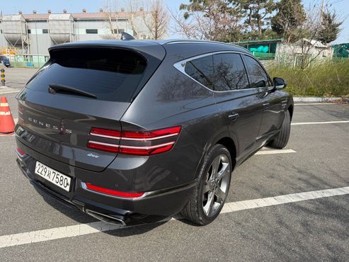 Genesis GV80 2.5T Gasoline AWD — пробег 60 100 км — фото 4 из 5