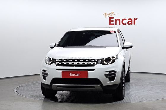 Land Rover Discovery Sport 2.0 TD4 HSE Luxury — пробег 78 029 км — фото 3 из 5