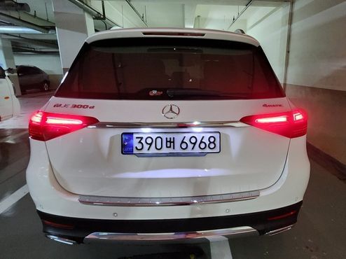 Mercedes-Benz GLE-Class GLE300d 4MATIC — пробег 39 000 км — фото 5 из 5