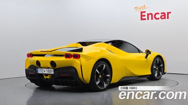Ferrari SF90 из Кореи Encar
