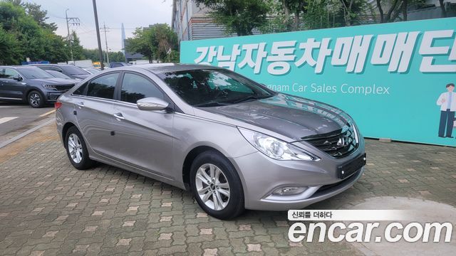 Hyundai Sonata LPI Premier — пробег 160 000 км — фото 4 из 5