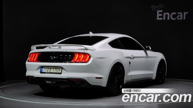 Ford Mustang Coupe — пробег 114 292 км — фото 2 из 5