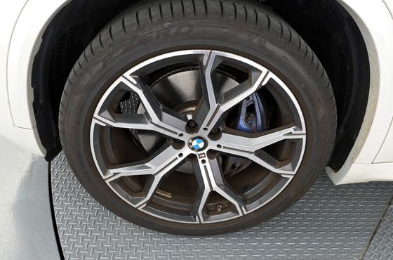BMW X5 xDrive 30d M Sport — пробег 11 074 км — фото 5 из 5