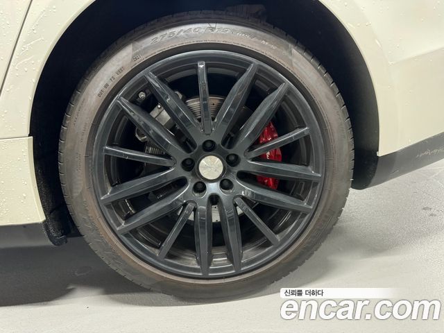 Maserati Ghibli из Кореи Encar