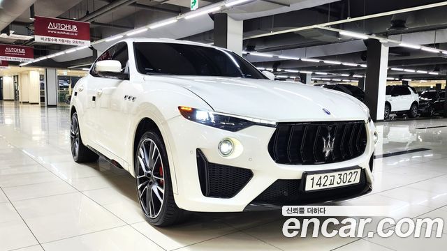 Maserati Levante из Кореи Encar