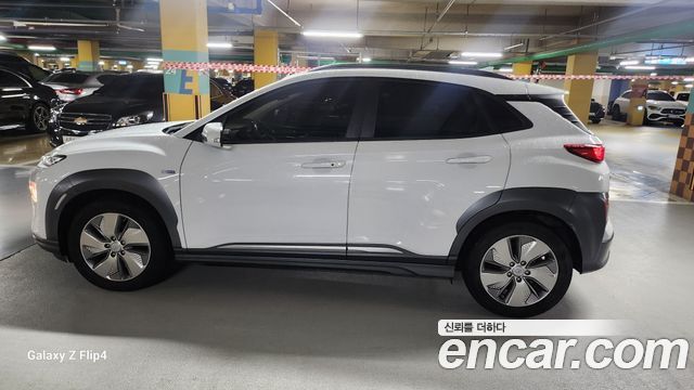 Hyundai Kona Taxi — пробег 178 220 км — фото 3 из 5