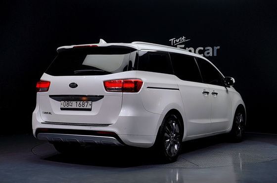 Kia Carnival 9-seater Noblesse — пробег 187 135 км — фото 2 из 5