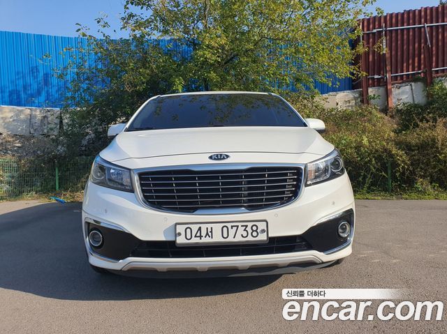 Kia Carnival 9-seater Noblesse — пробег 143 452 км — фото 2 из 5