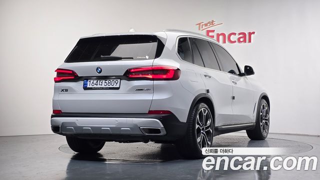 BMW X5 xDrive 40i xLine — пробег 26 788 км — фото 2 из 5