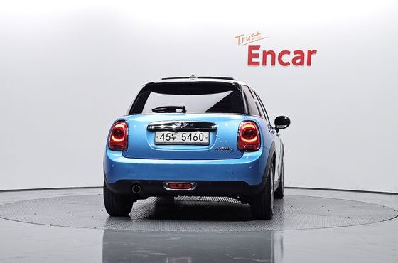 Mini Cooper 5Door HIGH 3rd — пробег 132 897 км — фото 4 из 5